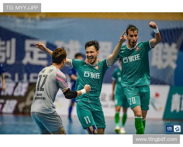 武汉足球队强势领跑联赛积分榜以59分稳居第一名 武汉足球队强势领跑联赛积分榜以59分稳居第一名