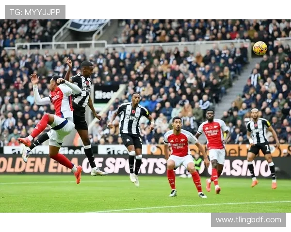 什鲁斯与布流浪的精彩对决揭示了英格兰足球的魅力与竞争激烈性