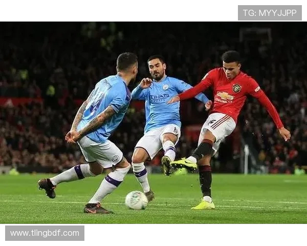 伯明翰与狼队激战正酣比分揭晓引发球迷热议