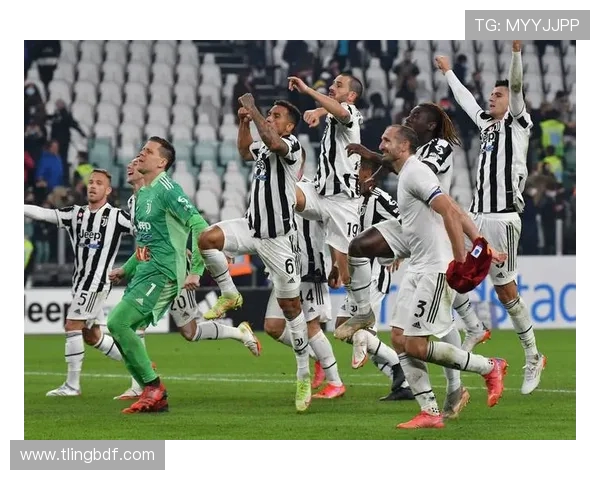 尤文图斯与佛罗伦萨精彩对决回放全场比赛精彩瞬间回顾 尤文图斯与佛罗伦萨精彩对决回放全场比赛精彩瞬间回顾