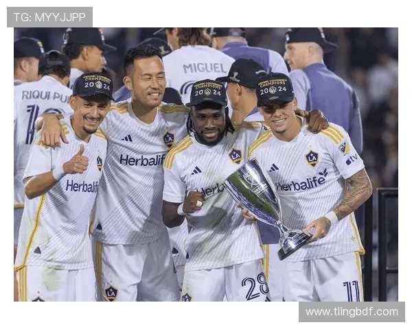 悉尼与惠灵顿凤凰的比赛结果揭晓了吗球迷们期待的精彩对决结束了吗